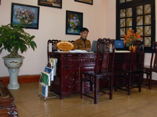 Lễ tân - Hotel24h.net